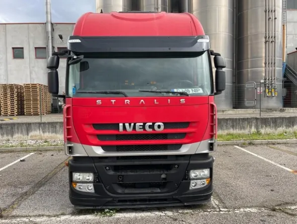 14#8302 Trattore stradale Iveco Magirus