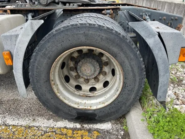 14#8302 Trattore stradale Iveco Magirus