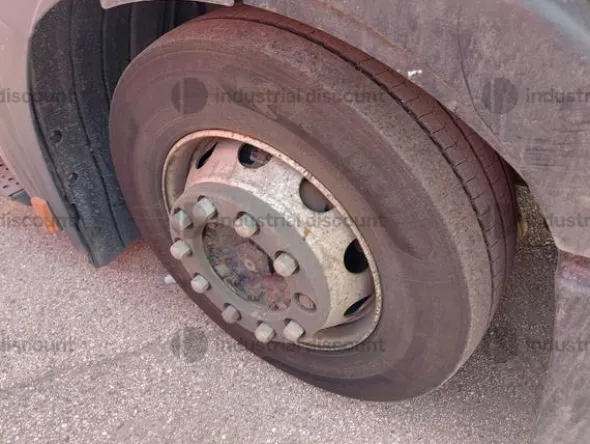 5#8572 Trattore stradale Iveco Stralis 460