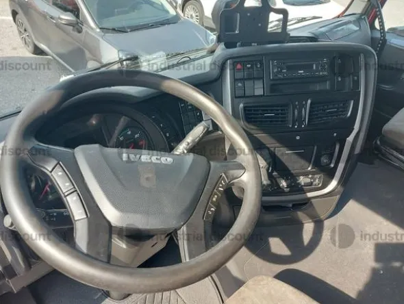 4#8572 Trattore stradale Iveco Stralis 460