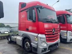 11#8302 Trattore stradale Mercedes New Actros 1845