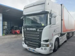 1#8641 Trattore stradale Scania R 580