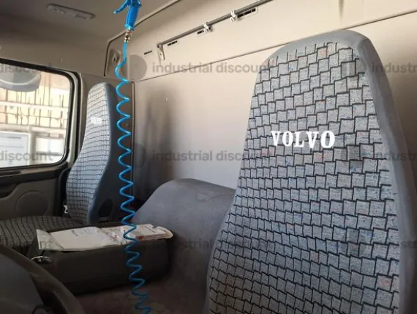 24#10158 Trattore stradale Volvo FM12 460