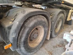 24#10158 Trattore stradale Volvo FM12 460