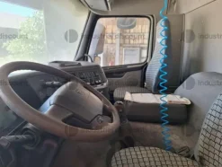 24#10158 Trattore stradale Volvo FM12 460