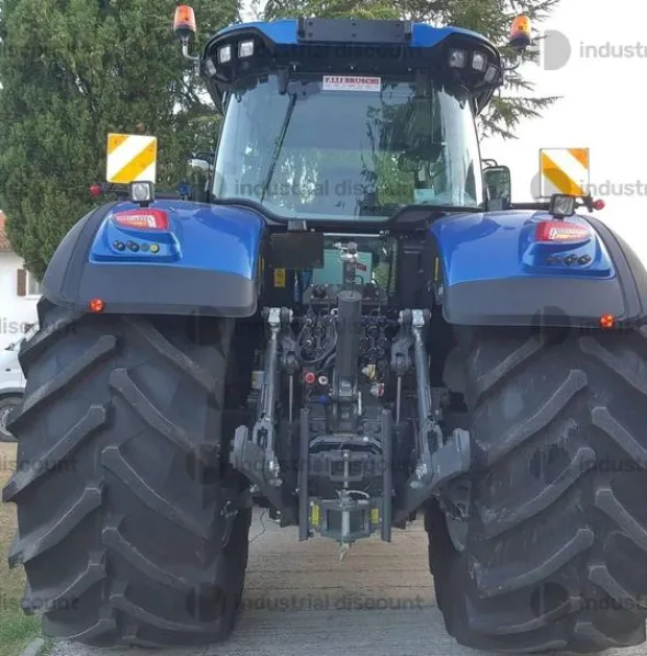 1#8964 Trattore Valtra