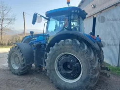 1#8964 Trattore Valtra