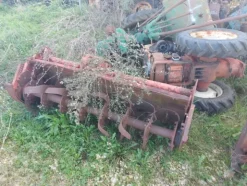 579#73951 Trattori agricoli e macchine dismessi