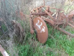 579#73951 Trattori agricoli e macchine dismessi