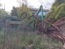 579#73951 Trattori agricoli e macchine dismessi