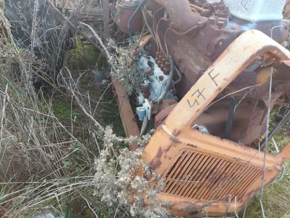 579#73951 Trattori agricoli e macchine dismessi