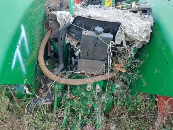 579#73951 Trattori agricoli e macchine dismessi