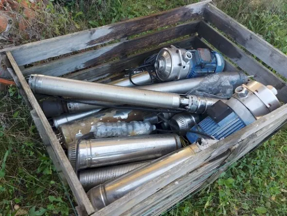 579#73951 Trattori agricoli e macchine dismessi