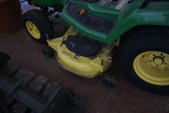 56#3453 Trattorino idrostatico John Deere