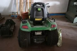 56#3453 Trattorino idrostatico John Deere