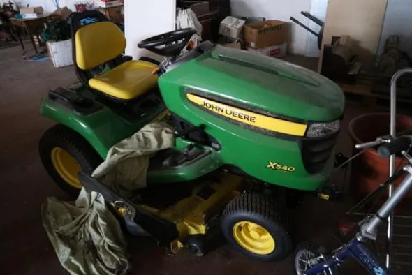 56#3453 Trattorino idrostatico John Deere