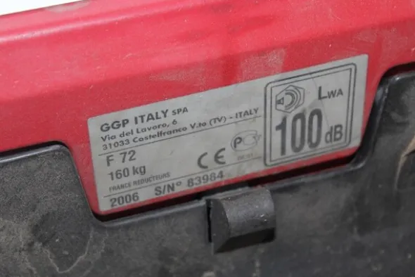 13#5817 Trattorino tosaerba GGP Italy e spazzatrice KPR