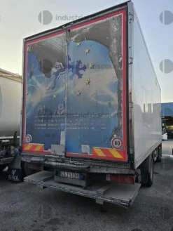 2#10030 Trattori stradali Scania, Autocarro isotermico Scania e semirimorchi