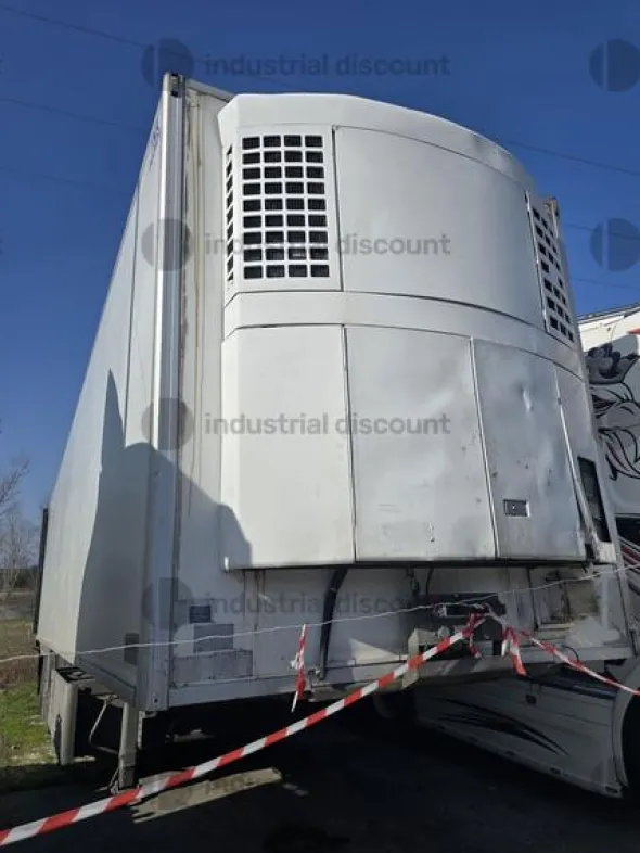 2#10030 Trattori stradali Scania, Autocarro isotermico Scania e semirimorchi