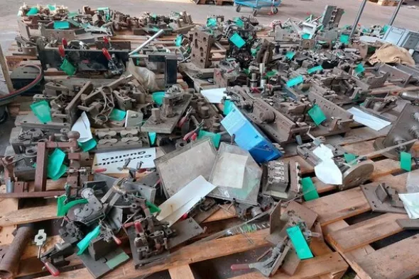 1#7578 Trecce in rame e materiale vario