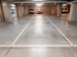 #22278 Tre uffici e tredici posti auto