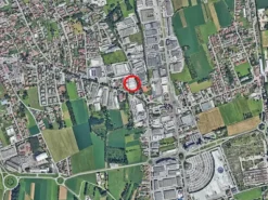 #2640021 Tribunale di Udine - Capannone industriale con corte