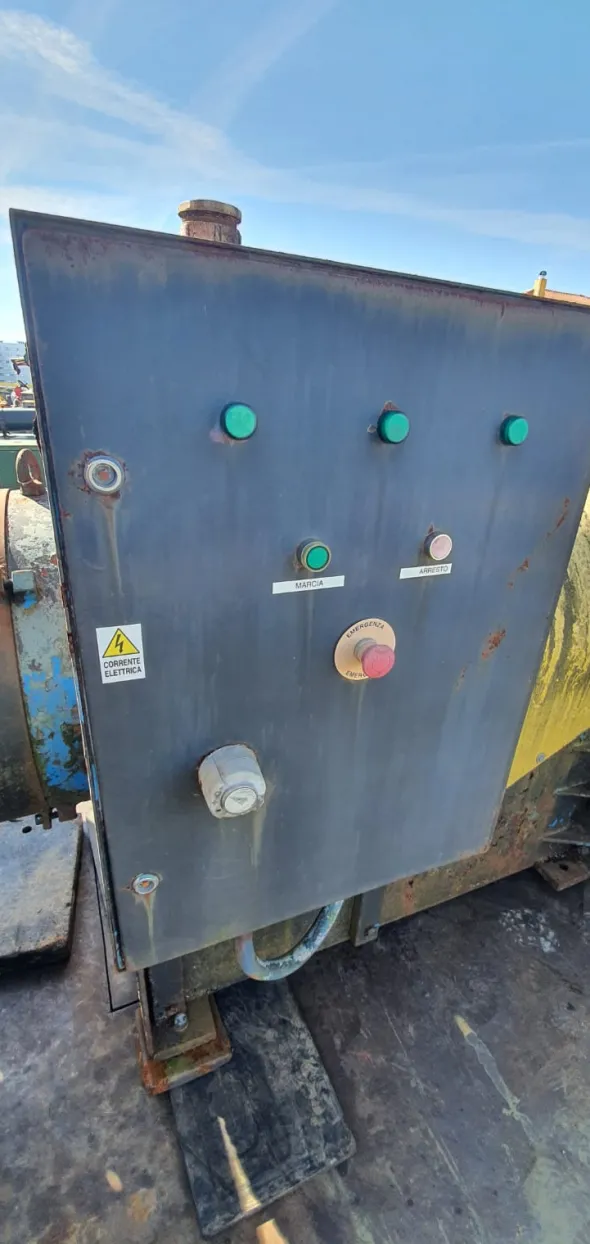 TRITURATORE ELETTRICO PER LEGNO