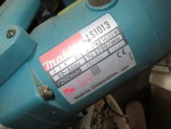 17#3116 Troncatrice radiale Makita