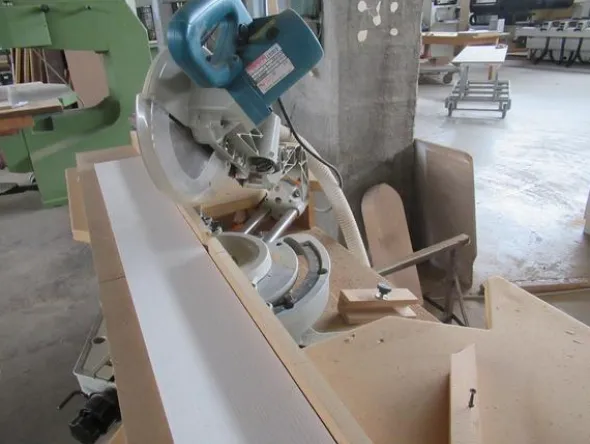17#3116 Troncatrice radiale Makita