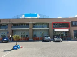 #20499 Uffici e negozio