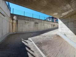 #18773 Ufficio al piano secondo con sei posti auto