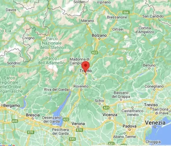 #22085 Ufficio con cantina e posto auto