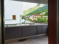 #22085 Ufficio con cantina e posto auto