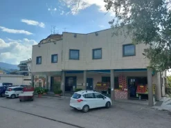 #18627 Ufficio con posto auto (sub 7)
