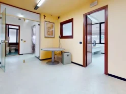 #25082 Ufficio di rappresentanza in locazione – 240 mq posizione strategica a Rimini