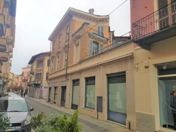 #19705 Ufficio in centro storico al piano primo
