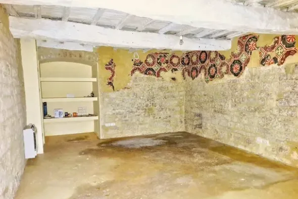 #24621 Ufficio rustico (sub 70) in palazzo centrale