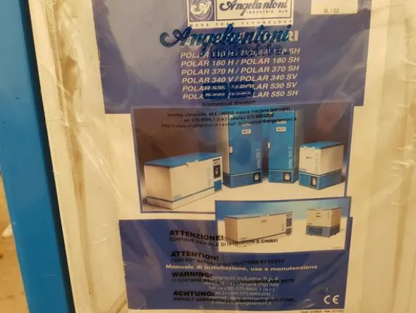 5#3483 Ultrafreezer Angelantoni Polar ed Essiccatori Pyrex.