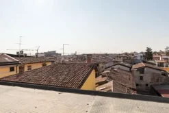 #15426 Unità immobiliari ad uso residenziale ed ufficio