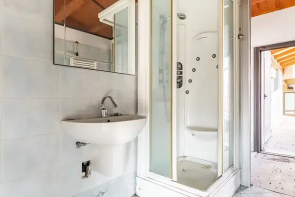 #15426 Unità immobiliari ad uso residenziale ed ufficio