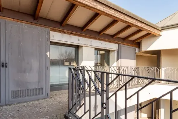 #15426 Unità immobiliari ad uso residenziale ed ufficio