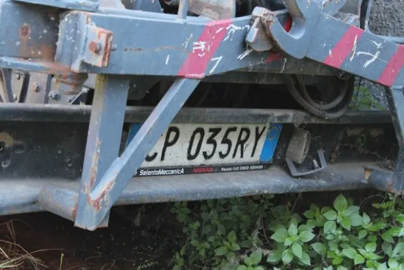 35#6883 Vasca Nissan