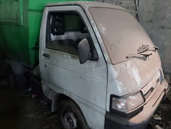 2#6803 Vasca ribaltabile Piaggio Porter