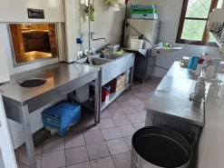 #25798 Vendesi Attività di Albergo 3* con Ristorante e Tabaccheria a Cerreto Guidi (FI)
