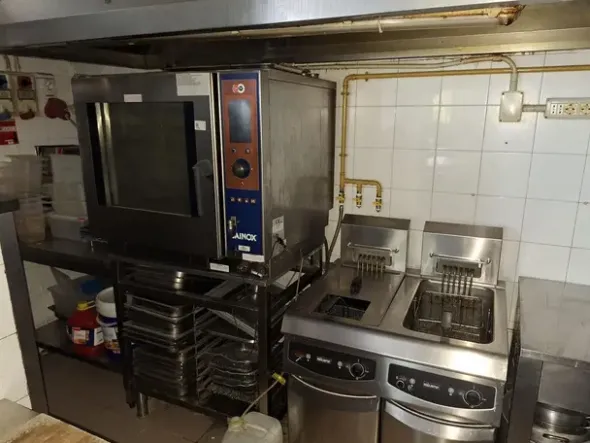 #25798 Vendesi Attività di Albergo 3* con Ristorante e Tabaccheria a Cerreto Guidi (FI)