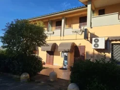 #25798 Vendesi Attività di Albergo 3* con Ristorante e Tabaccheria a Cerreto Guidi (FI)