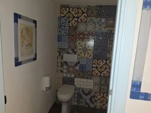 #25798 Vendesi Attività di Albergo 3* con Ristorante e Tabaccheria a Cerreto Guidi (FI)