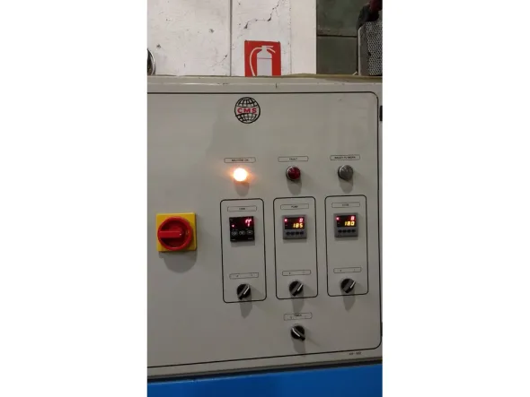 Vendesi Estrusore HOTMELT + Tavolo girevole