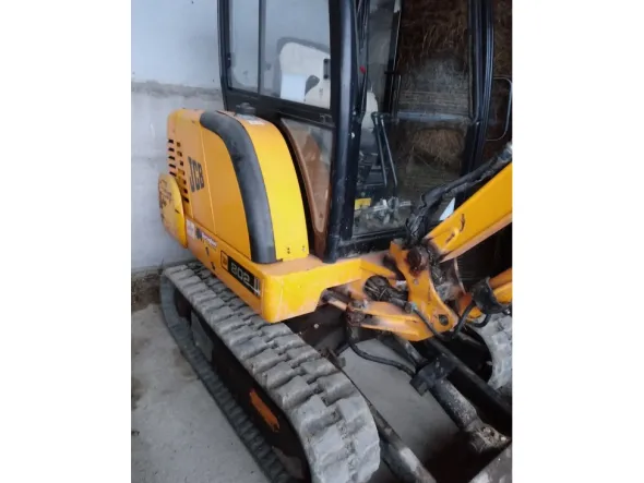 Vendo miniescavatore JCB 8020
