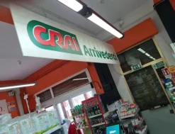 VERO AFFARE:attività commerciale tutto funzionante